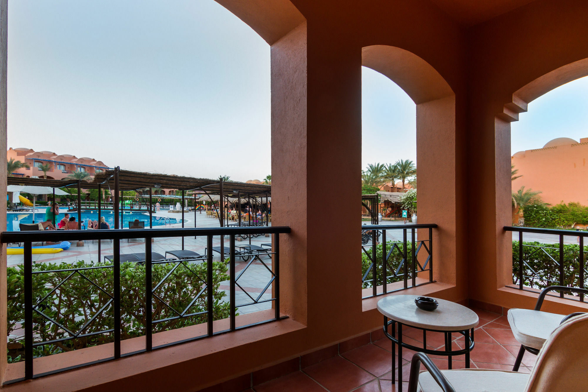 Jaz Makadi Oasis Club Hotel Kültér fotó
